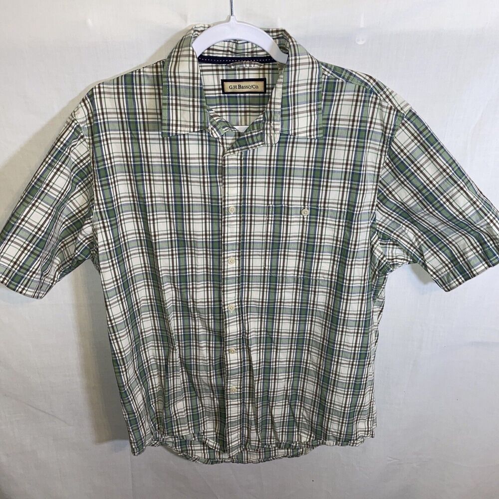 G. H. Bass & Co. Casual Shirt Men’s Size Medium Green Striped Short Sleeve